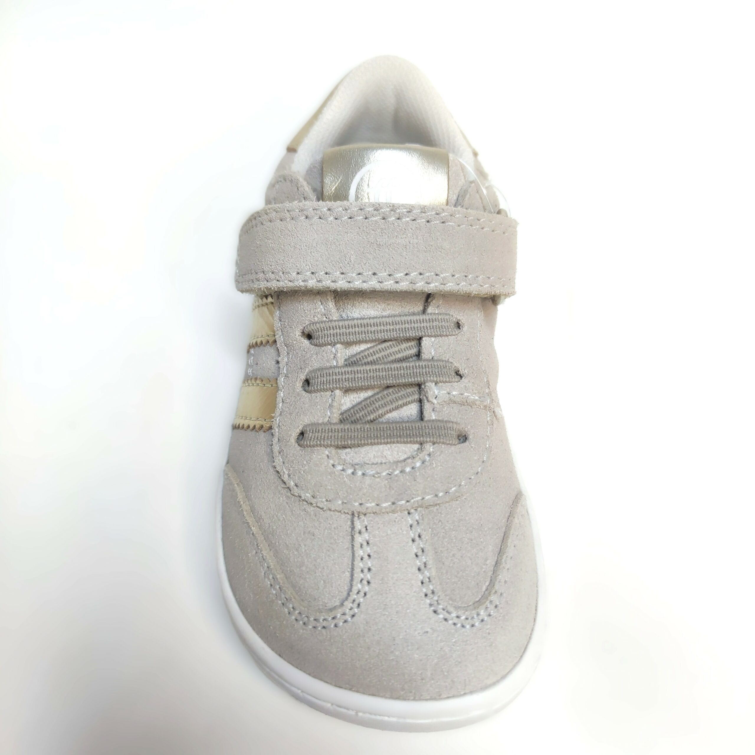 Deportiva barefoot niño