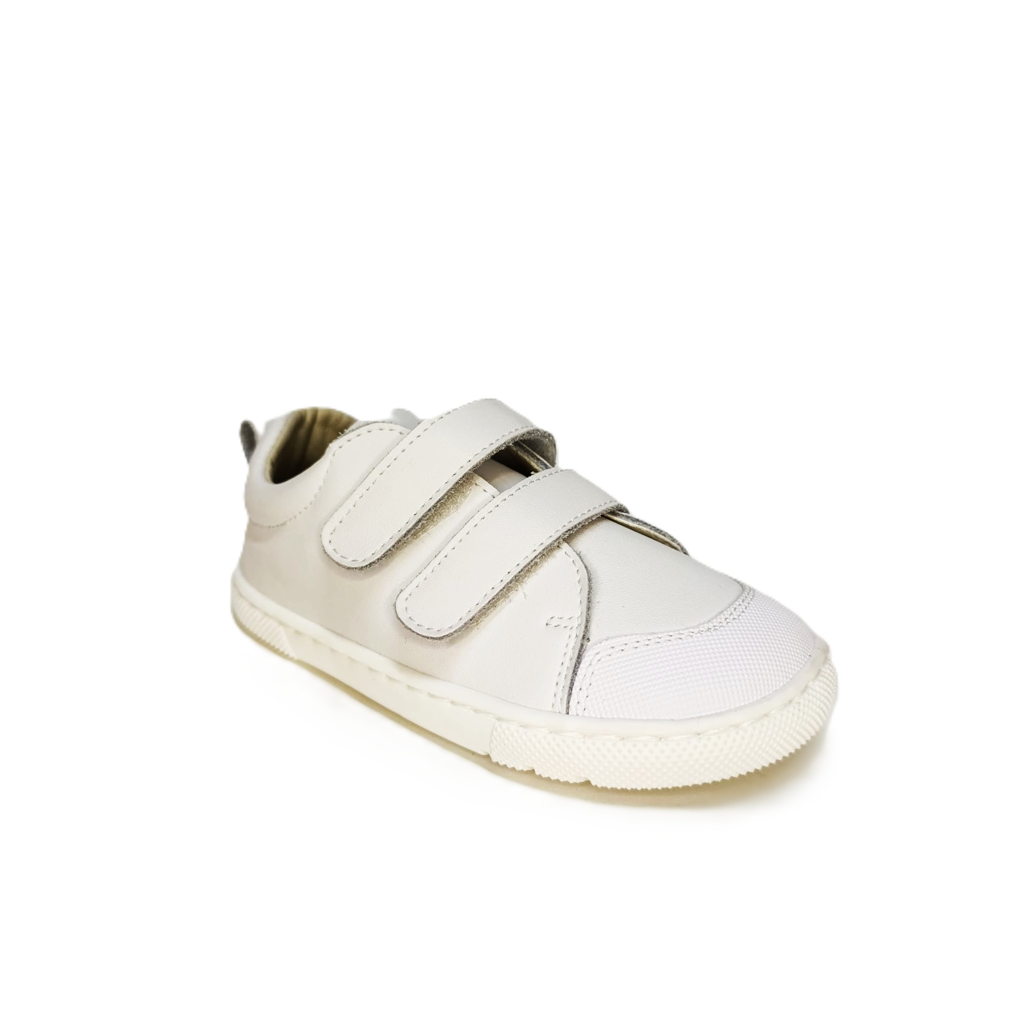 Deportivo colegial barefoot piel blanco