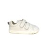 Deportivo colegial barefoot piel blanco