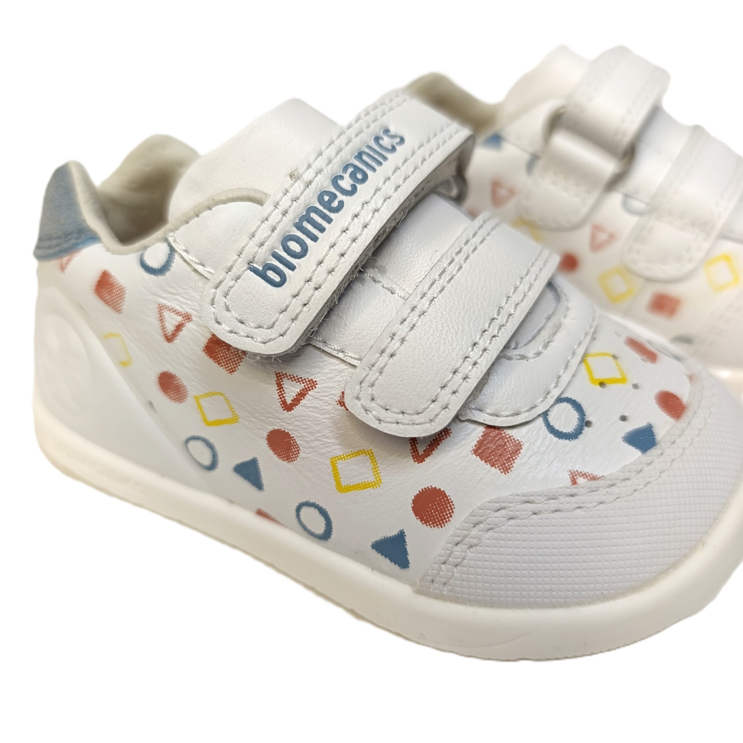 Deportiva barefoot primeros pasos biomecanics dibujos