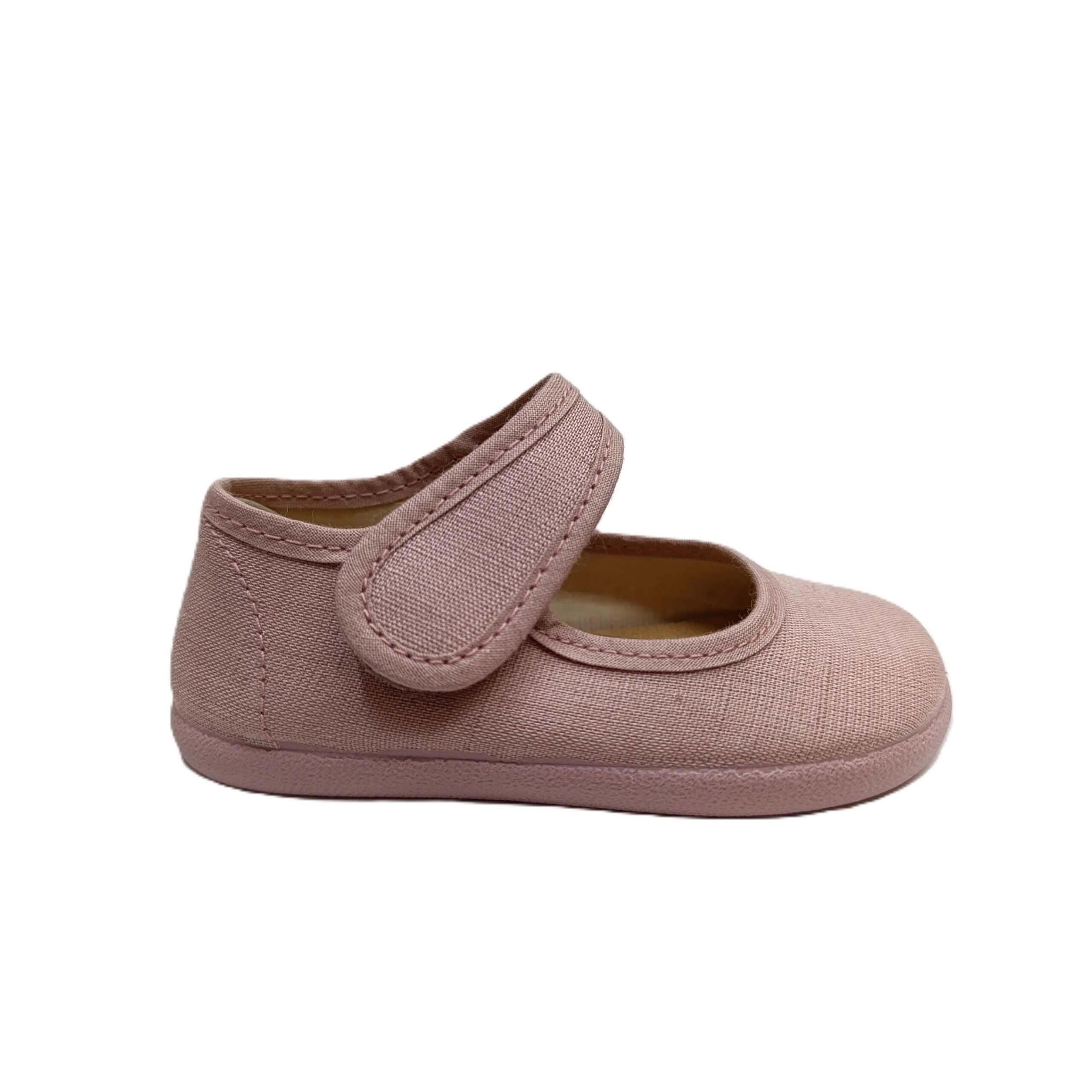 Mercedes barefoot ceremonia lino nude Batilas