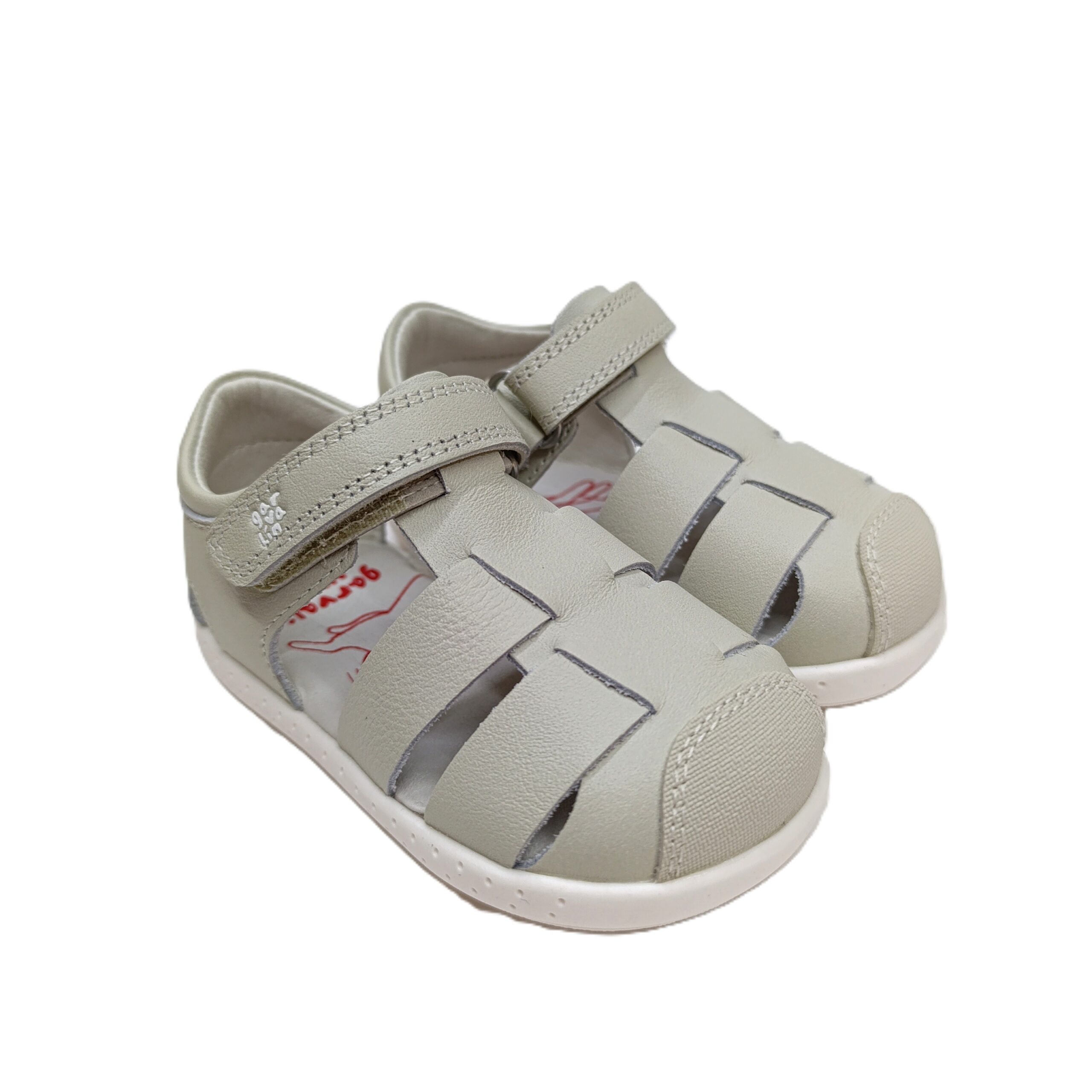 Sandalia barefoot bebé piel beige de Garvalín