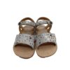 SaNDALIA BAREFOOT NIÑA CHETTO CAMEL CORAZONES