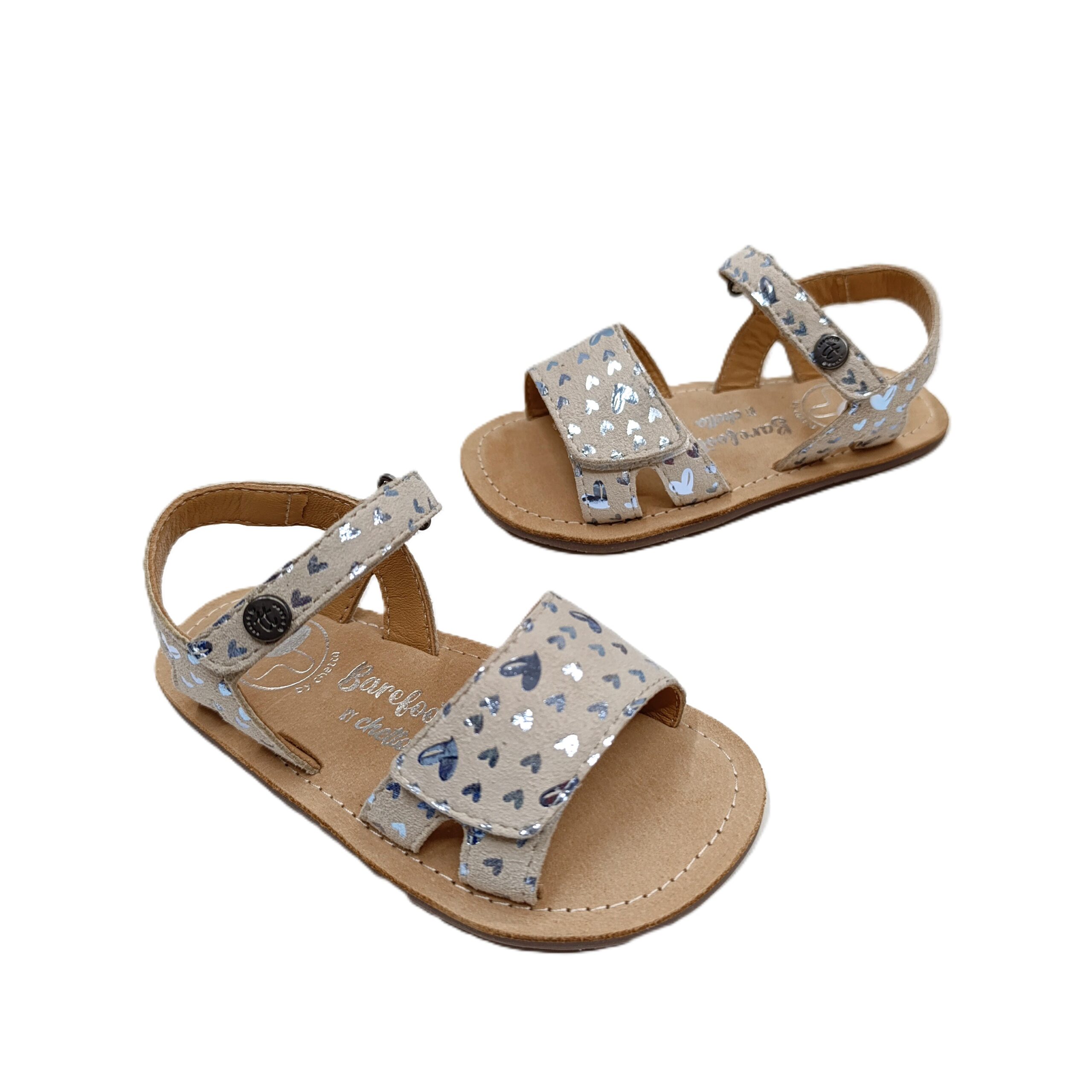 SaNDALIA BAREFOOT NIÑA CHETTO CAMEL CORAZONES