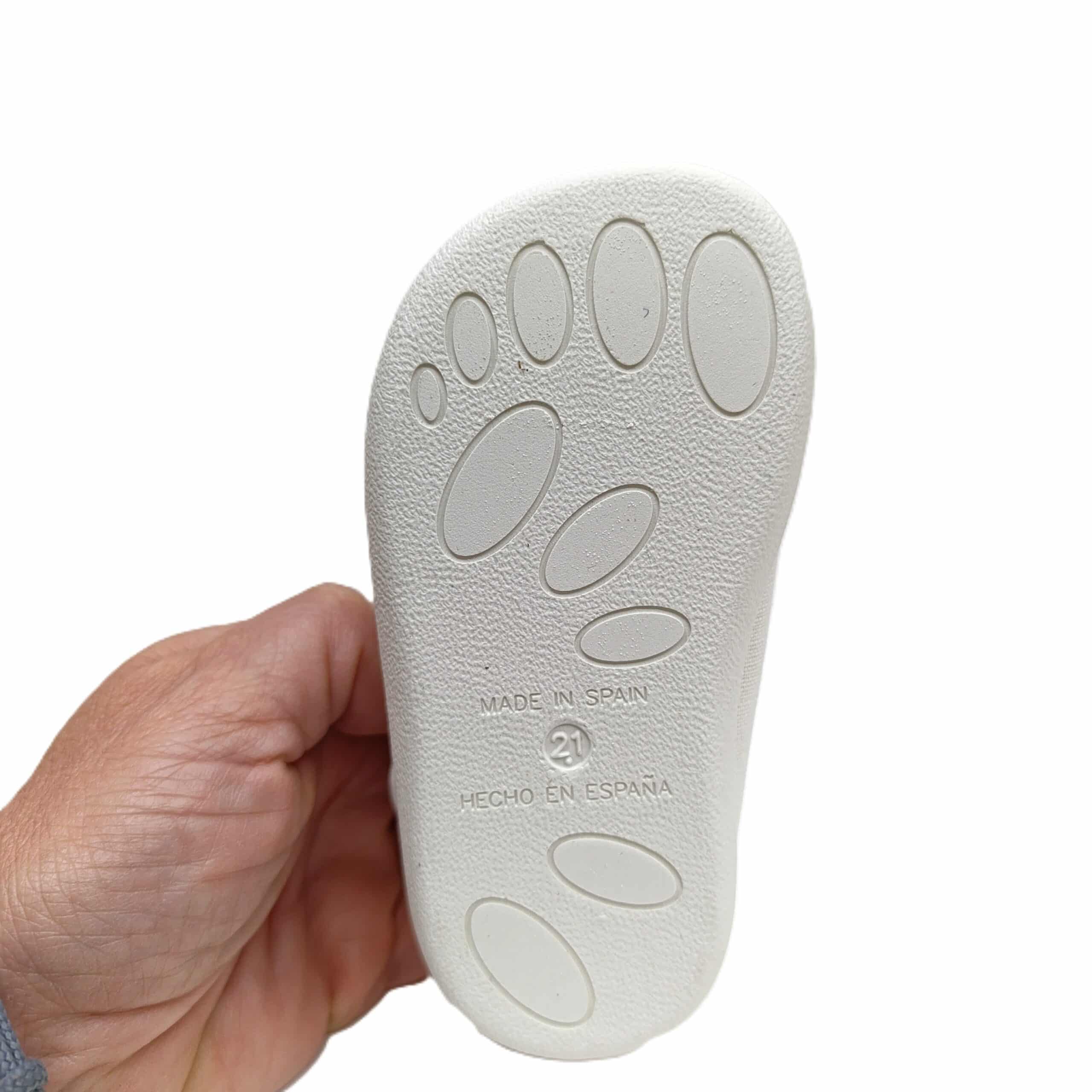 Mercedes barefoot lino blanco Batilas