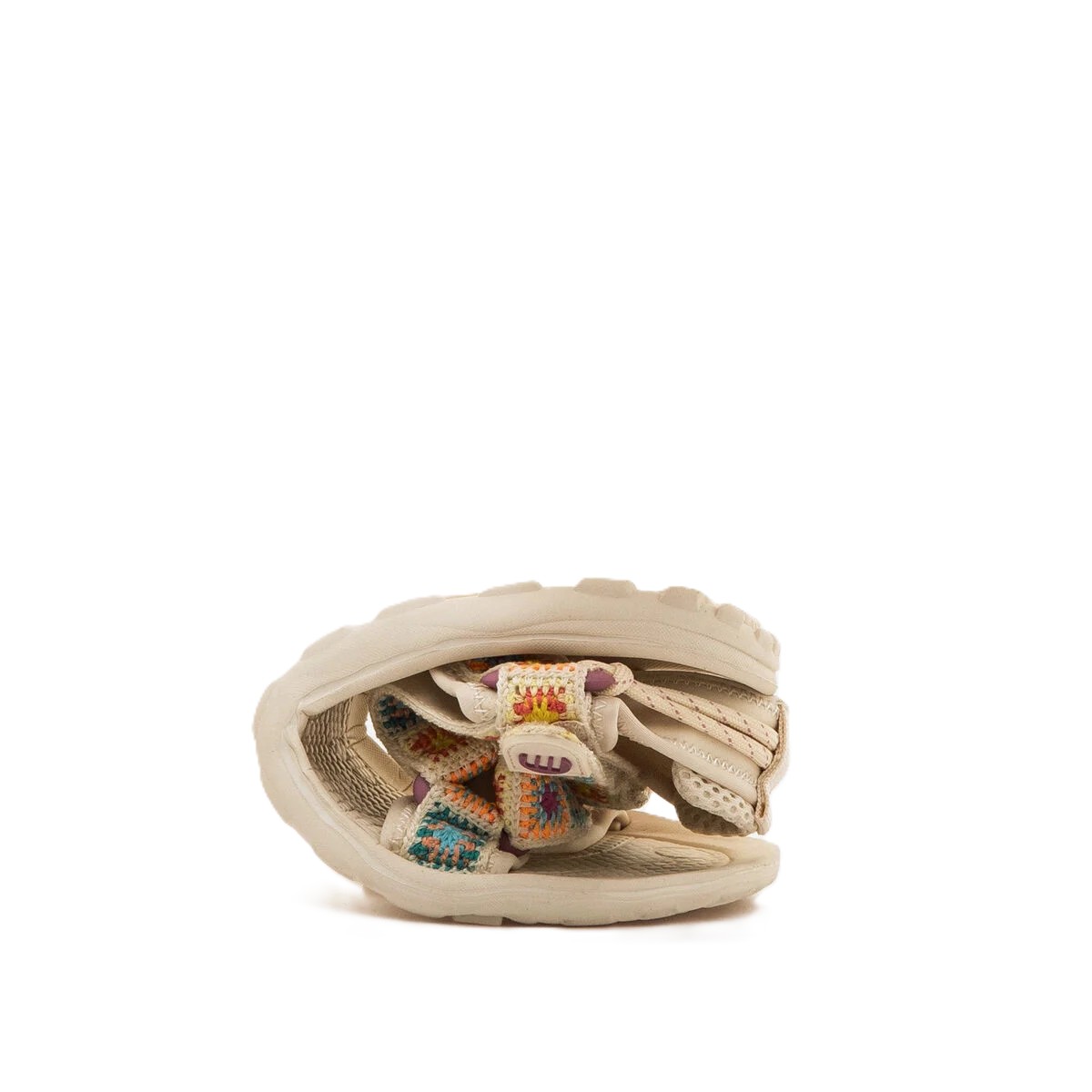 Sandalia barefoot mujer mustang free solana beige