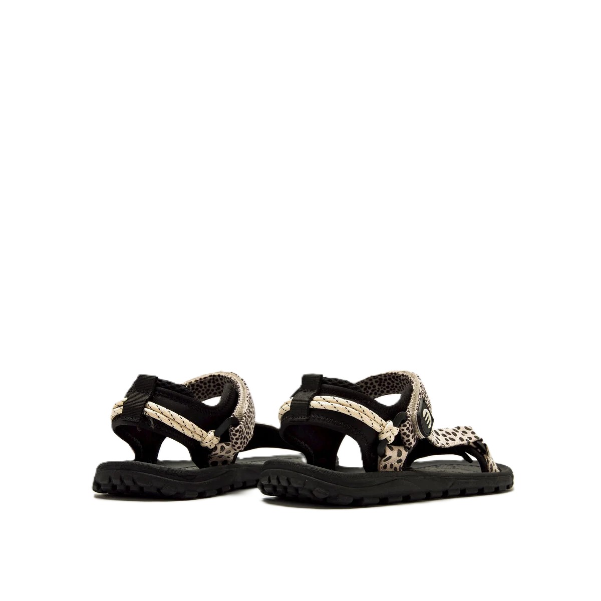 Sandalia barefoot mujer mustang free solana negro