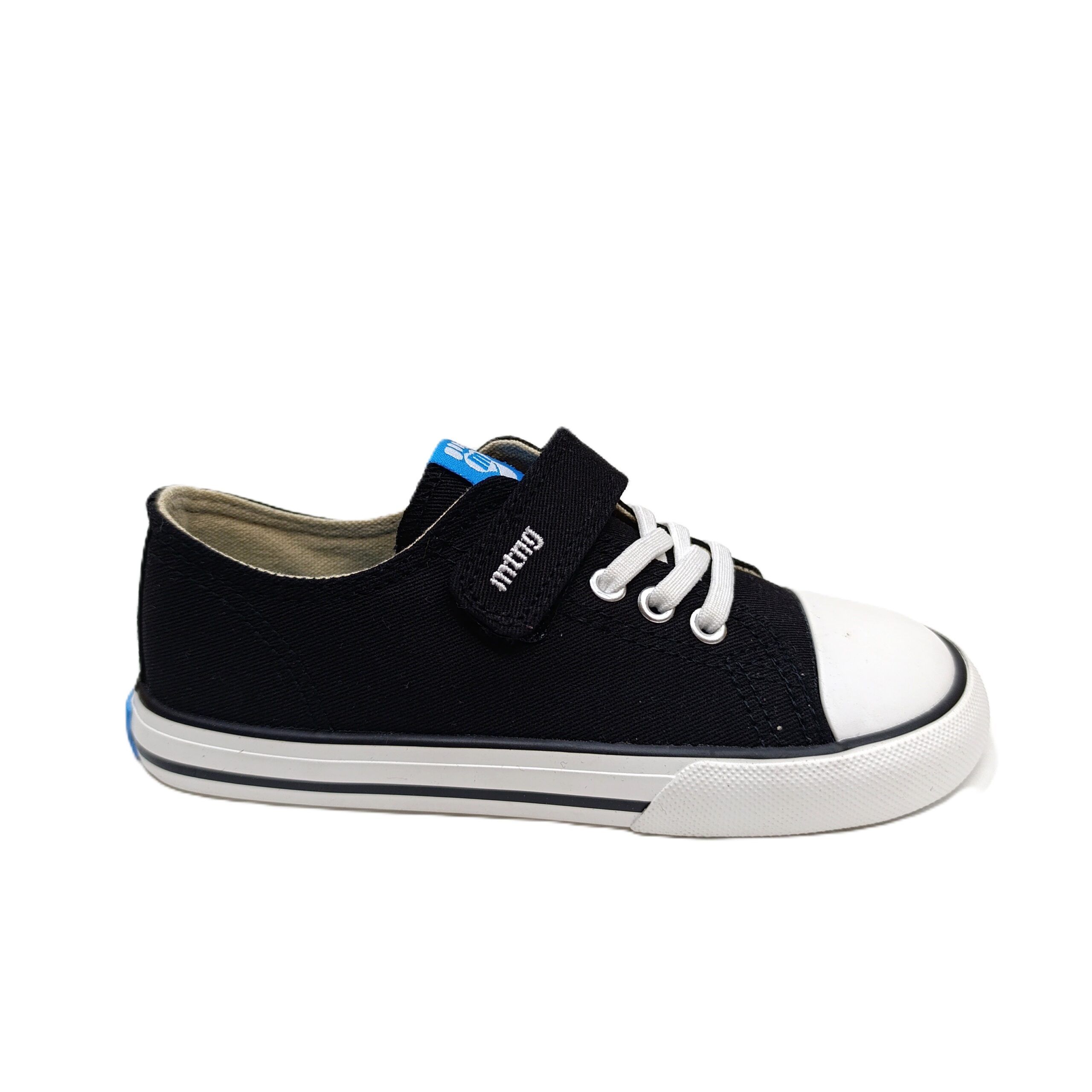 Zapatilla barefoot Mustang free en color negro