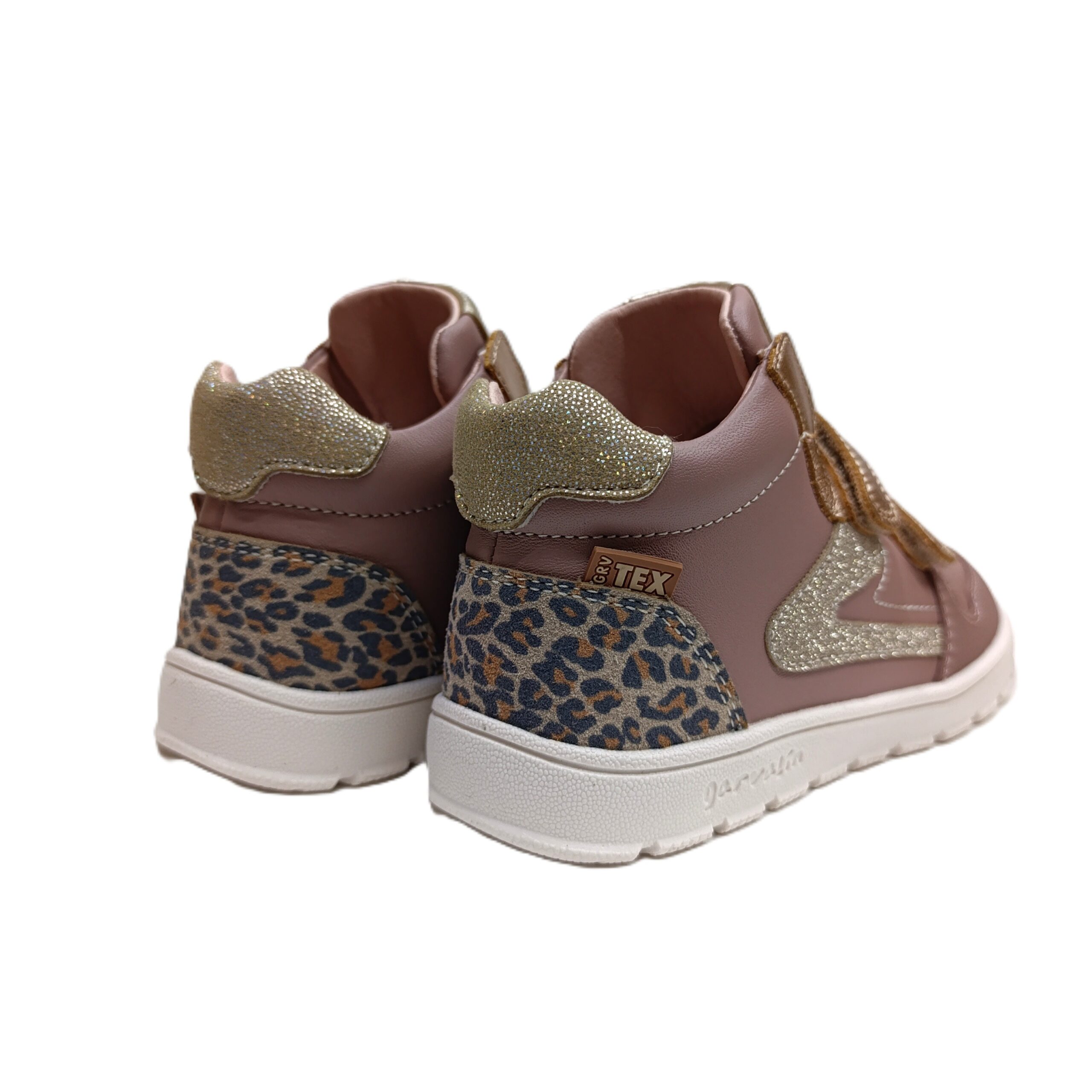 Bota deportiva barefoot niña Garvalín rosa