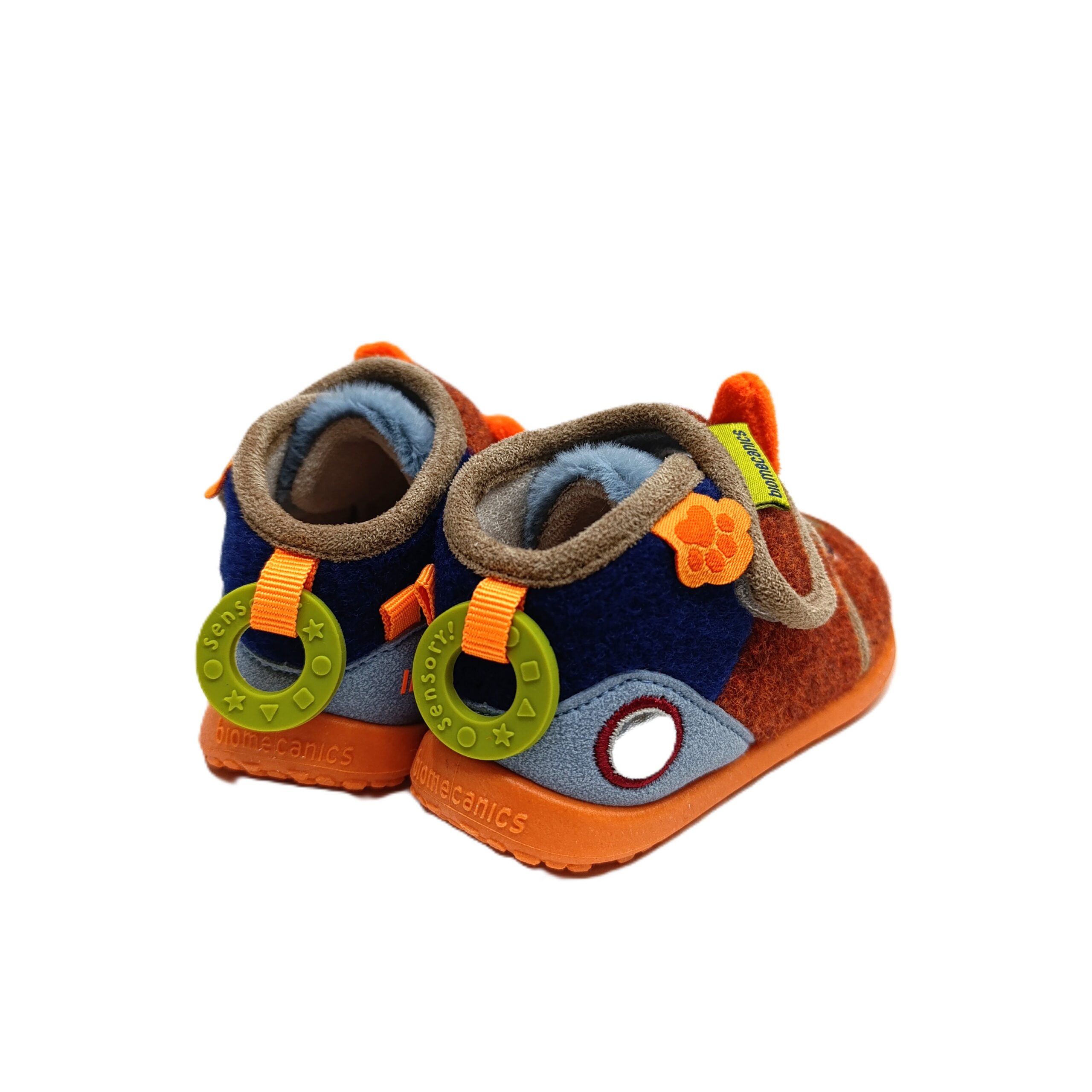 Zapatilla barefoot biomecanics dibujos naranja